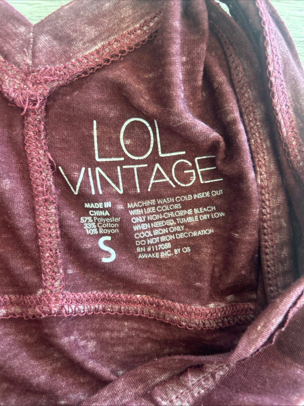 LOL Vintage Namaste V‑Neck Tank Top Size S Heathered Burgundy Lightweight Yoga - Picture 3 of 6